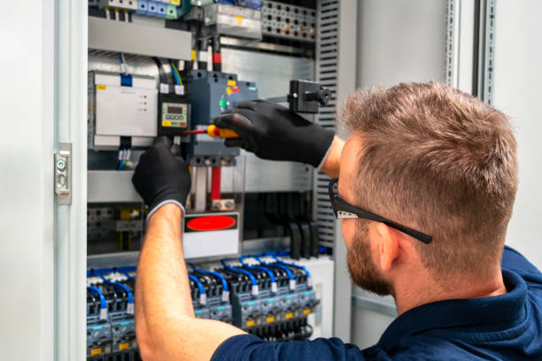 Best Circuit Breaker Repair  in Dalton, OH
